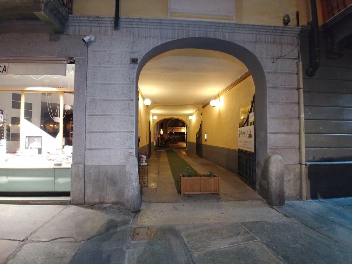 L'Atelier Du Temps - Domotico Apartment Aosta Exterior foto
